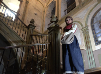 Nuevos Entremeses cervantinos en la Escalera Monumental de Escolapias de Alcalá