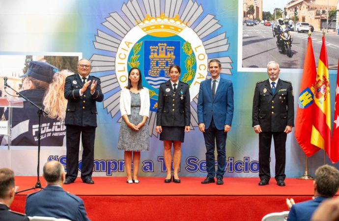 Alcalá celebró el Día de la Policía Local con la entrega de medallas, condecoraciones y reconocimientos