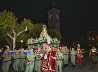 La Virgen del Val volvió a la Catedral de Alcalá para cerrar así las fiestas del Distrito V