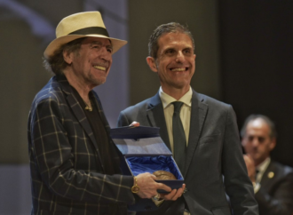 Joaquín Sabina: «recibir este premio en Alcalá de Henares, la tierra de Cervantes, es más importante que en Estocolmo»