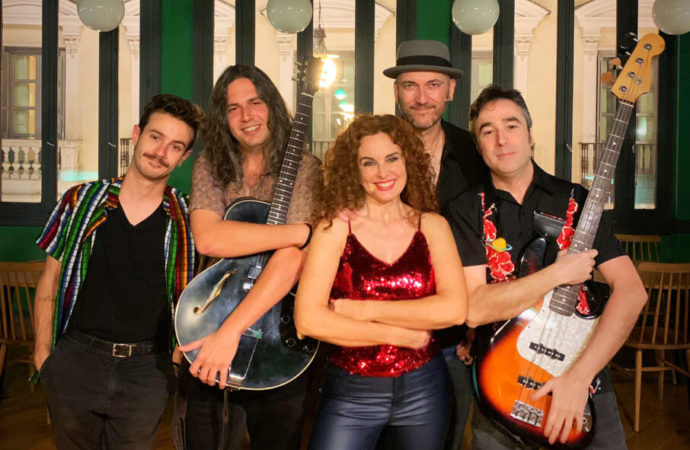 Silvia Marsó presenta este domingo en Alcalá su debut musical con Del Toro Blues Band 