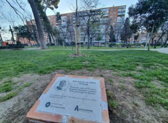 Nebrija: un roble y una placa en el Parque O’Donnell para conmemorar el V centenario de su muerte en Alcalá