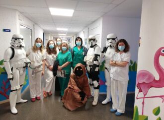 La Legión 501-Spanish Garrison de Star Wars visita el Hospital de Guadalajara