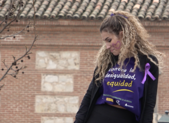 8M / La Milla por la Igualdad recorre las calles de Alcalá de Henares