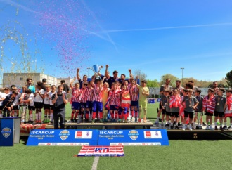 El Atlético de Madrid gana la ÍscarCup celebrada en Torrejón, uno de los torneos de referencia en la categoría de benjamines
