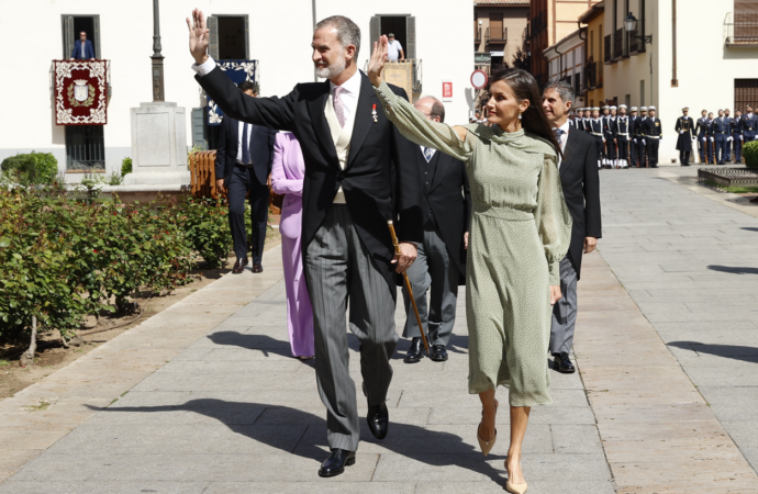 Los Reyes entregan este martes, día 23 de abril, el Premio Cervantes en Alcalá de Henares