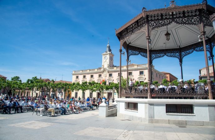 En marcha el ciclo “Música en el Kiosco” en la Plaza de Cervantes de Alcalá de Henares