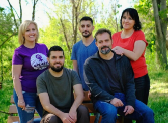 Elecciones / David Cobo (IU): “Alcalá podría aumentar la plantilla de limpieza en más de 100 trabajadores si se remunicipaliza el servicio”