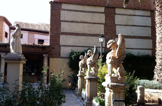 Conoce los jardines ocultos del centro de Alcalá de Henares con dos nuevas visitas turísticas