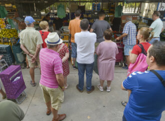 El mercadillo de Azuqueca se traslada de manera provisional junto al complejo San Miguel los miércoles 6, 13 y 20 de septiembre