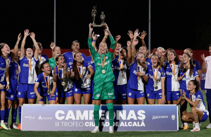 El Atleti Femenino vence por 2-0 a la AS Roma y se lleva el Trofeo Ciudad de Alcalá By MadCup