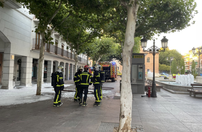 Un incendio obliga a cerrar el Ayuntamiento de Torrejón de Ardoz