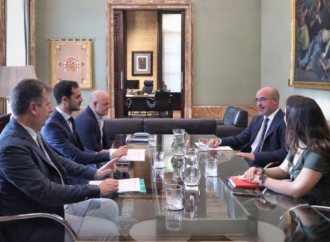 Seguridad / Reunión del alcalde de Torrejón, Alejandro Navarro Prieto, con el delegado del Gobierno de España en Madrid