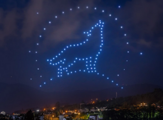 Un espectáculo de luces con 120 drones, este sábado por la noche en Alcalá de Henares