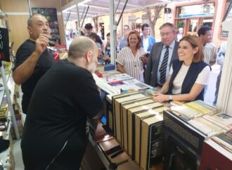 Abierta la Feria del Libro Antiguo y de Ocasión en Alcalá de Henares