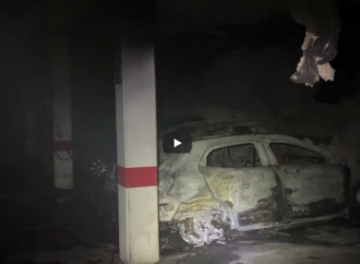 Un incendio en el barrio de Ciudad 10 de Alcalá obliga a confinar de madrugada a 200 vecinos