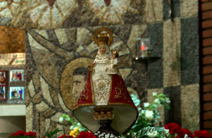 La Virgen de Covadonga procesionó por la calles de Azuqueca de Henares