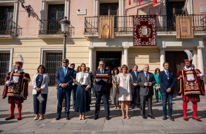 9 de octubre, festivo en Alcalá: homenaje a Cervantes, lectura del Quijote, Premios Ciudad de Alcalá…