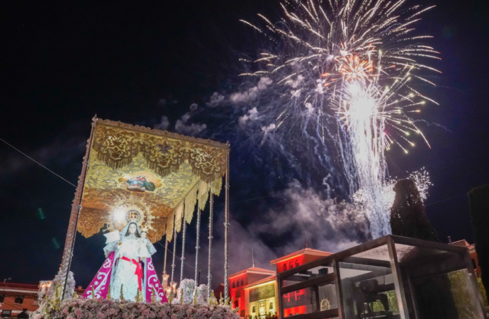 Masiva afluencia de público en las Fiestas Patronales de Torrejón: Los del Río, Abraham Mateo, Desfile Aéreo y Terrestre, Ofrenda Floral…
