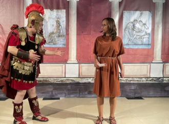 El TIA sube a escena “El Complutum Imaginado”, este domingo 22, en el Teatro Salón Cervantes