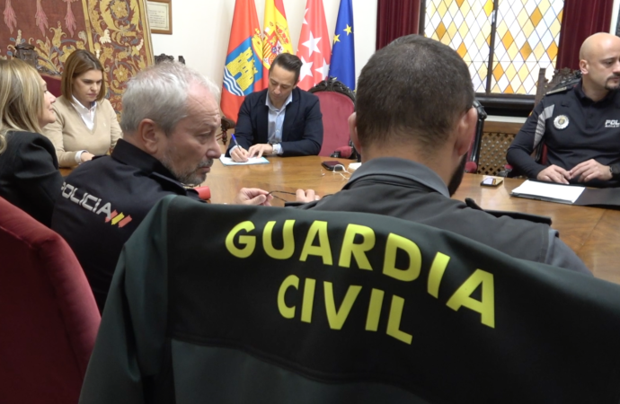 Junta de Seguridad Local en Alcalá antes de la llegada de 450 inmigrantes procedentes de Canarias