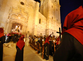 Semana Santa Alcalá 2024: lunes en silencio por el casco histórico