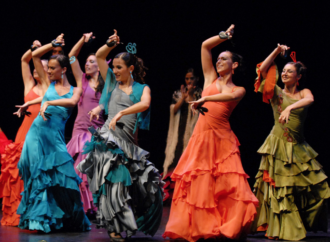 “Al compás del flamenco”, “Carmen”, con el Ballet Clásico de Aida Gómez, y “Caperucita Roja», este fin de semana, en el Teatro de Torrejón
