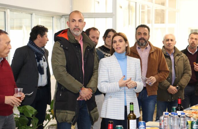 La alcaldesa de Alcalá y presidenta de la MAS, Judith Piquet, asegura que promoverán la renovación de las instalaciones o infraestructuras que así lo precisen