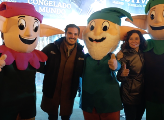 Visita de Isabel Díaz Ayuso al Parque «Mágicas Navidades» de Torrejón