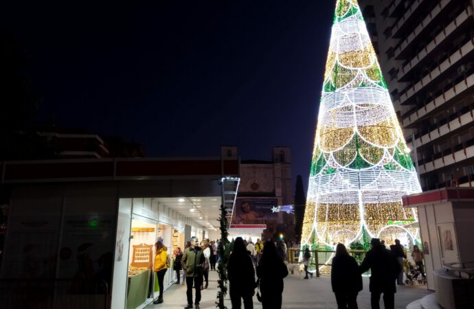 Feria Navideña del Regalo Artesano en la Plaza de Santo Domingo de Guadalajara