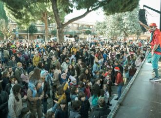 Propuestas de ocio en Azuqueca para fin de año con música, animación y uvas-gominola