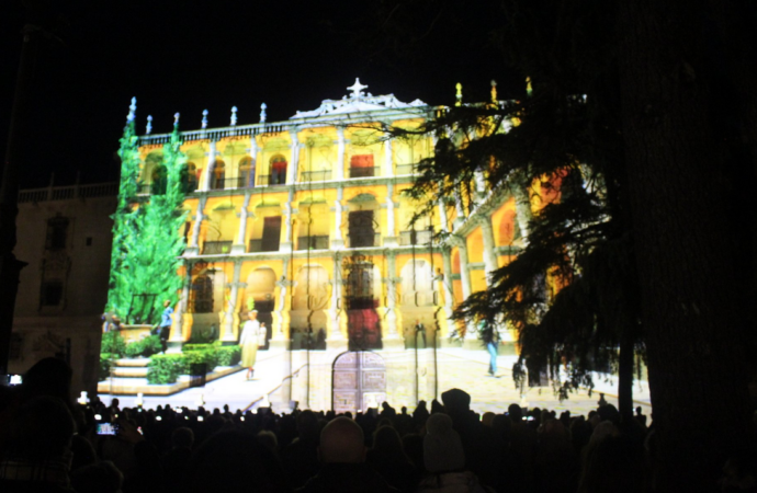 Nuevos pases este viernes 15 del espectacular Video Mapping en la Universidad de Alcalá