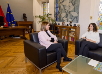 Isabel Díaz Ayuso preside el Consejo de Gobierno Regional extraordinario en Alcalá de Henares