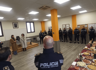 Felicitaciones desde el Ayuntamiento de Alcalá al personal de guardia en Nochevieja
