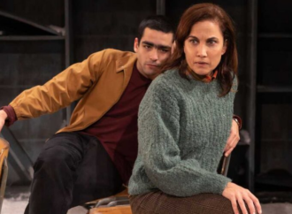 Mucho teatro este fin de semana en Torrejón con Toni Acosta, Omar Ayuso…