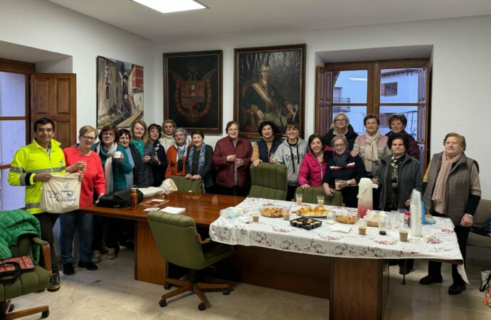 ‘Un café con la enfermera’, iniciativa pionera en Checa, Guadalajara