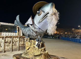 El «entierro de la sardina» puso fin al Carnaval 2024 en Alcalá