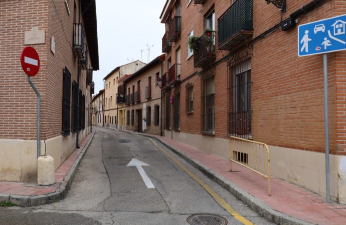 El Ayuntamiento arreglará la calle Cardenal Tenorio de Alcalá