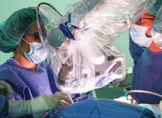 El Hospital de Torrejón realiza su primer implante coclear para mejorar la audición