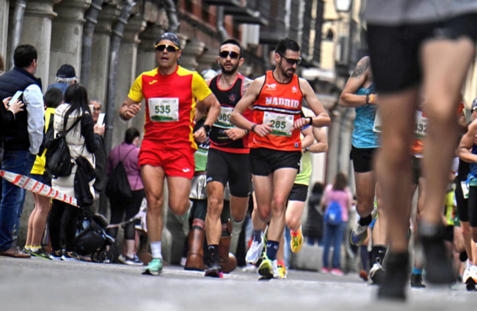 Tráfico en Alcalá / Restricciones este domingo 16, por la Media Maratón y la Legua Quijote