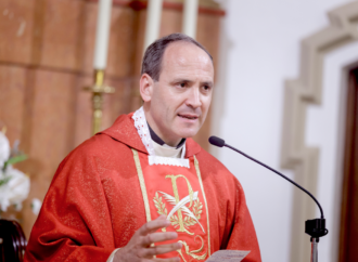 El obispo de Alcalá ordena este sábado dos nuevos diáconos en la Catedral-Magistral