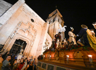 Semana Santa Alcalá 2024: el Viernes de Dolores arrancó con Vía Crucis y Procesión