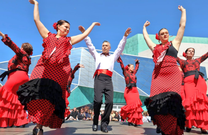 La Feria de Abril se adelantó en Alcalá de Henares de la mano de la Escuela de Danza de Pilar Barbancho