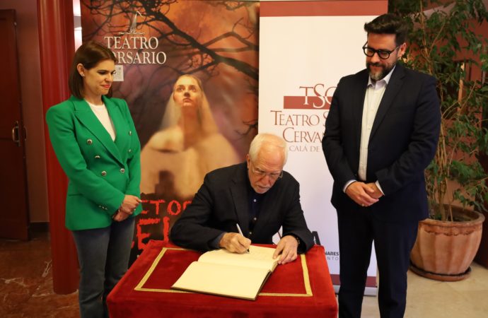 El Premio Cervantes, Luis Mateo Díez, volvió a Alcalá para participar en varias actividades
