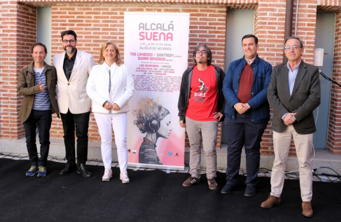 Acto de entrega de diplomas a los alumnos del curso ‘Alcalá Patrimonio de la Humanidad’