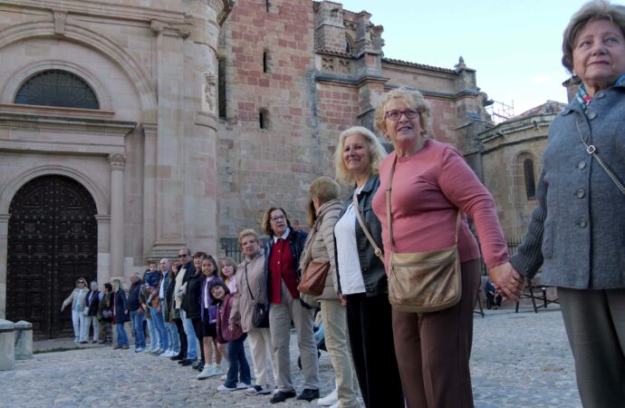 Sigüenza abrazó, literalmente, a su catedral y a la Iglesia de San Vicente