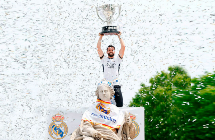 El alcalaíno Nacho, protagonista absoluto en la celebración del título de liga del Real Madrid
