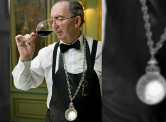 El sumiller, Custodio López Zamarra, galardonado con el Premio Cervantes Gastronómico 2024 de Alcalá