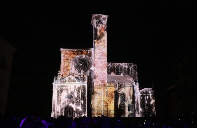 Sigüenza brilló con un videomappging a la luz del IX Centenario