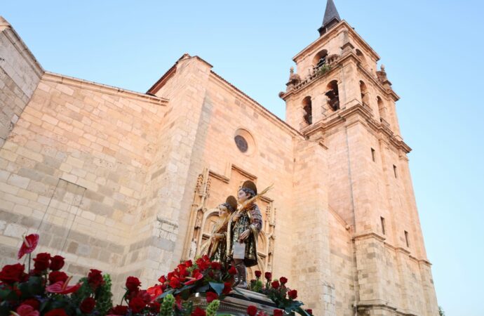 Fiestas de los Santos Niños 2025 en Alcalá de Henares: visitas guiadas, música, procesión…